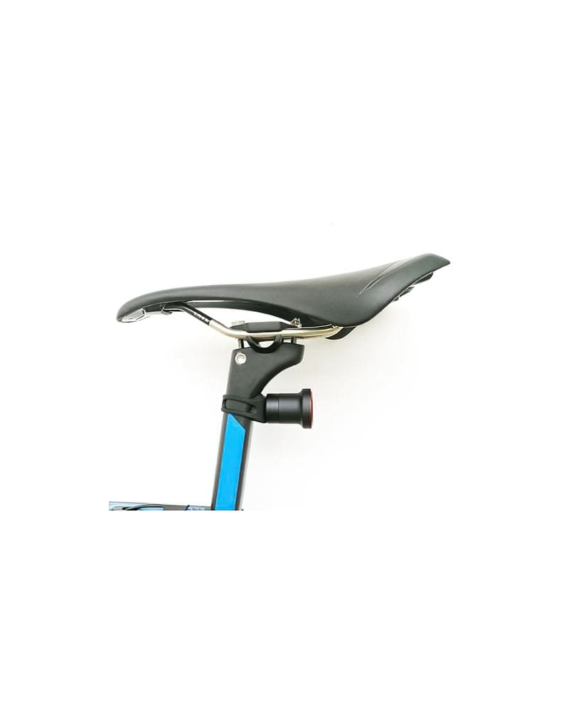 Enfitnix XLite 100 Rear Light 2 Enfitnix XLite 100 Rear Light seat pole mount 2 DeNoiseAI standard min