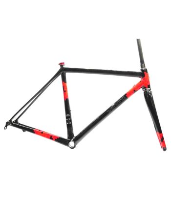 Werking CF Disc Brake Carbon BlackRed Pixel Frameset 1